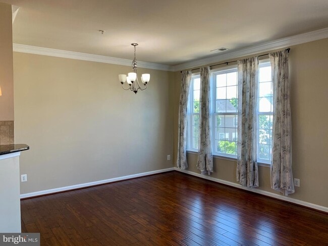 Building Photo - 42602 Hardage Terrace