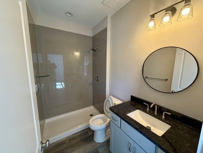 Building Photo - 116 Penny Ln