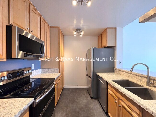 Building Photo - 4170 Elm Ave