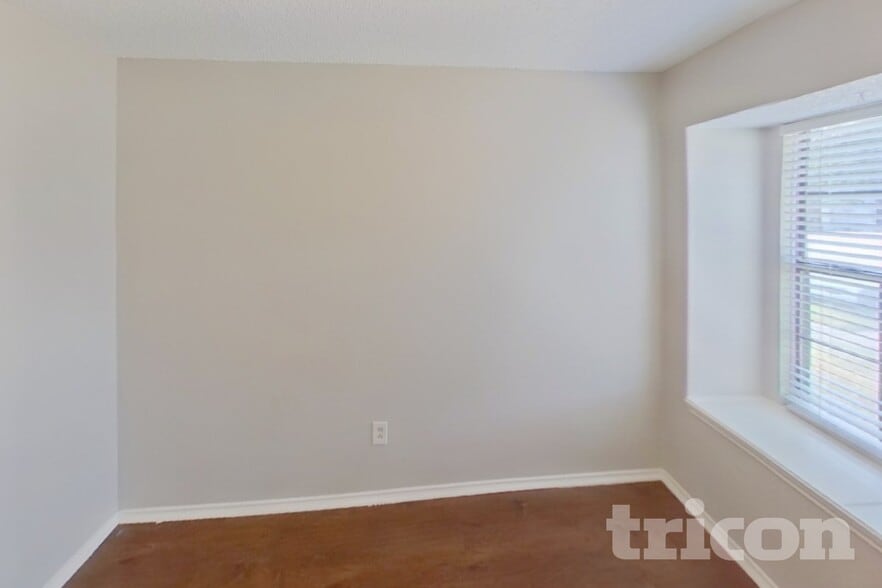 Building Photo - 1734 Windmill Ln