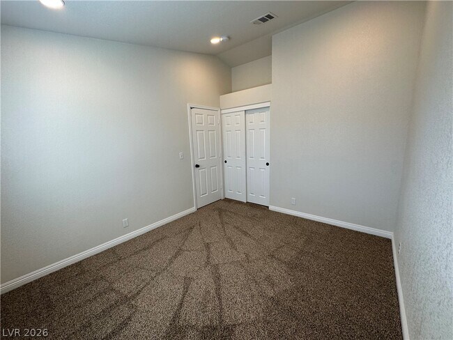 Building Photo - 1034 Skysail Dr