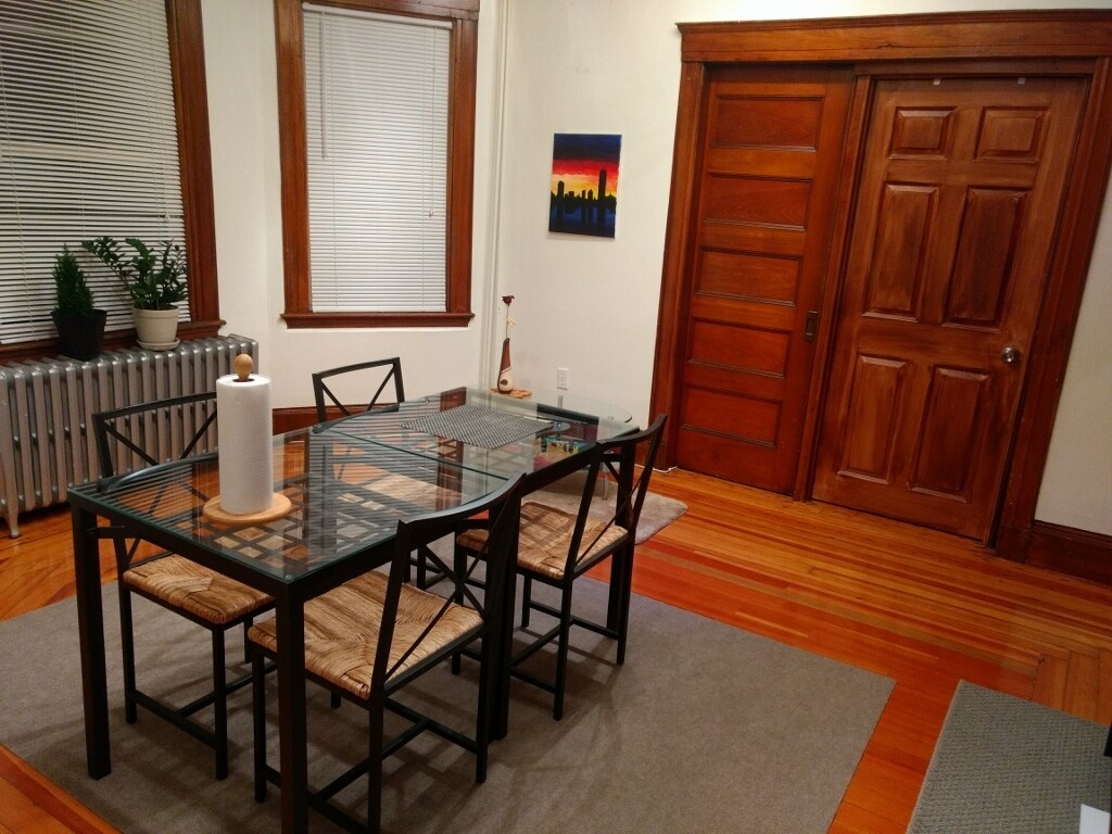 Building Photo - 39 Farquhar St