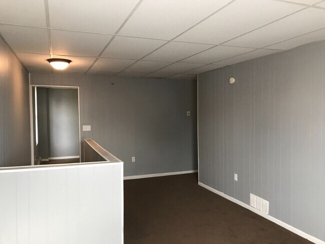 Building Photo - 117 S Belvidere Ave