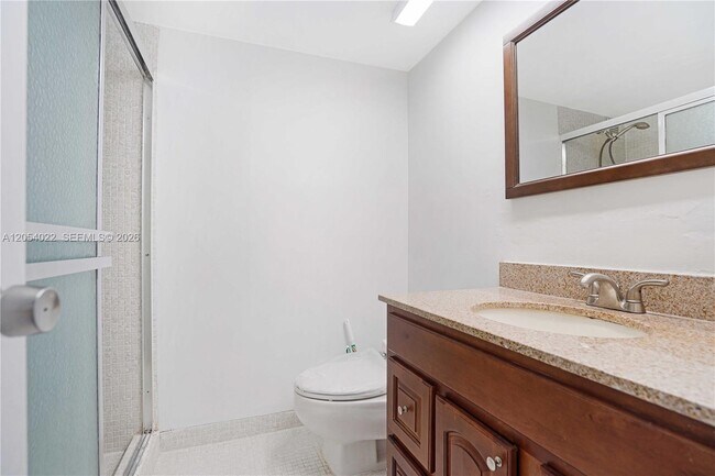 Building Photo - 5700 Collins Ave