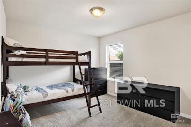 Building Photo - 1283 Fairlawn Dr