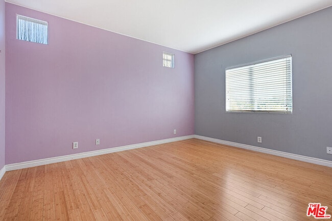 Building Photo - 24310 Belford Ct