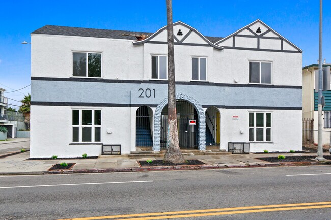 Building Photo - 201 Normandie Ave