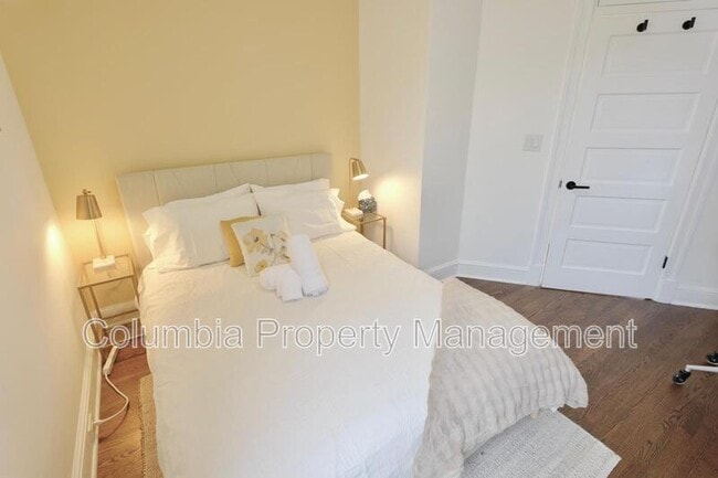 Building Photo - 11 Q St NE