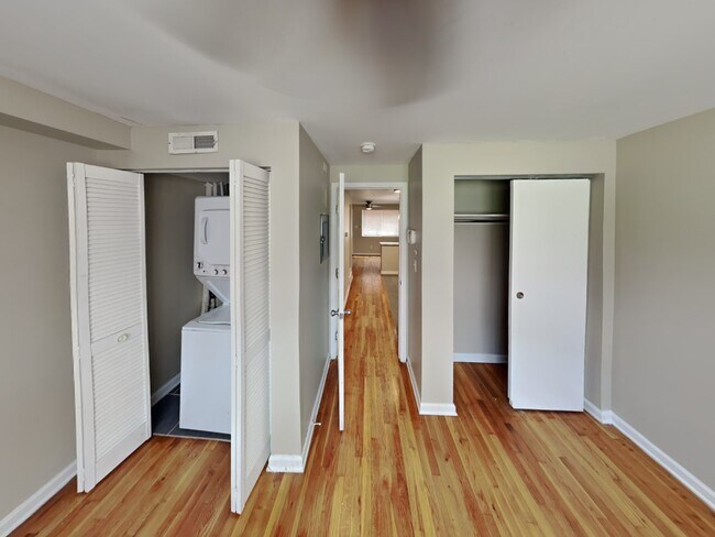 Building Photo - Lantern Square Apartments-A3