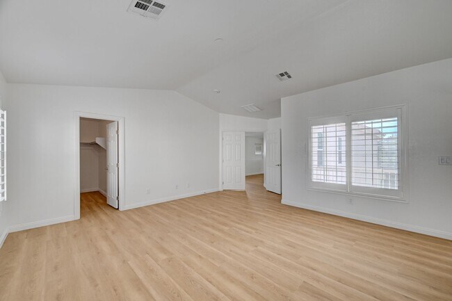 Building Photo - 8918 Houston Ridge Ave