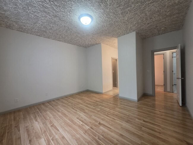Building Photo - 4373 Hearth St NE