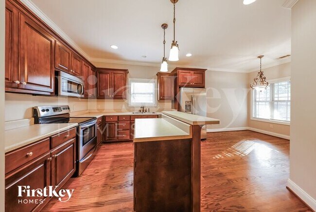 Building Photo - 934 Brookstone Pl