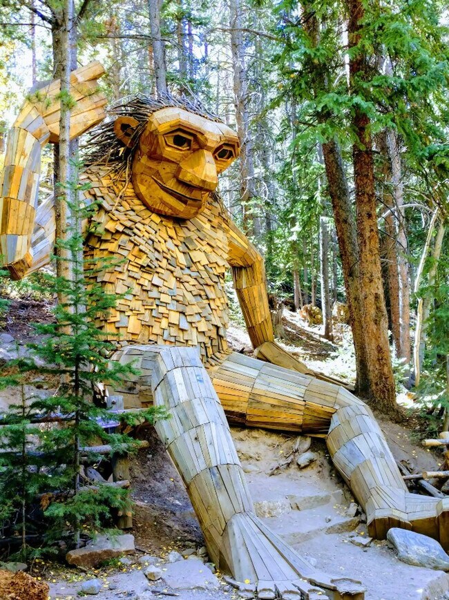 Building Photo - 421 S Main St