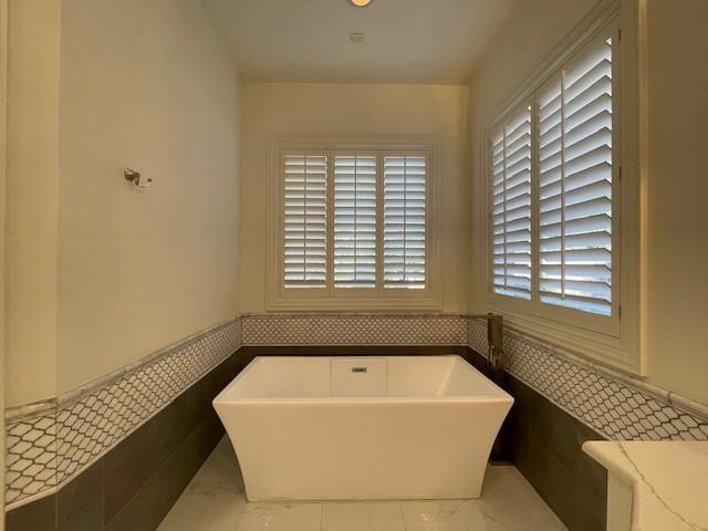 Building Photo - 6341 Waggoner Dr