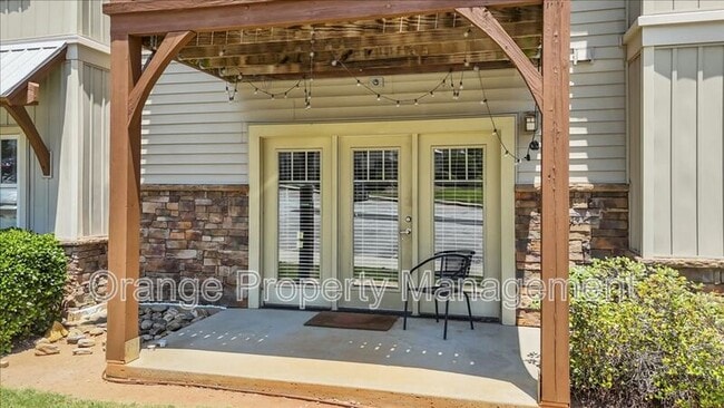 Building Photo - 1613 Muscovy Wy