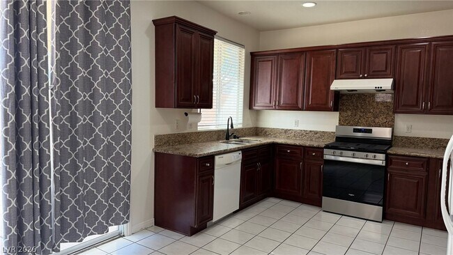 Building Photo - 7839 Palace Monaco Ave