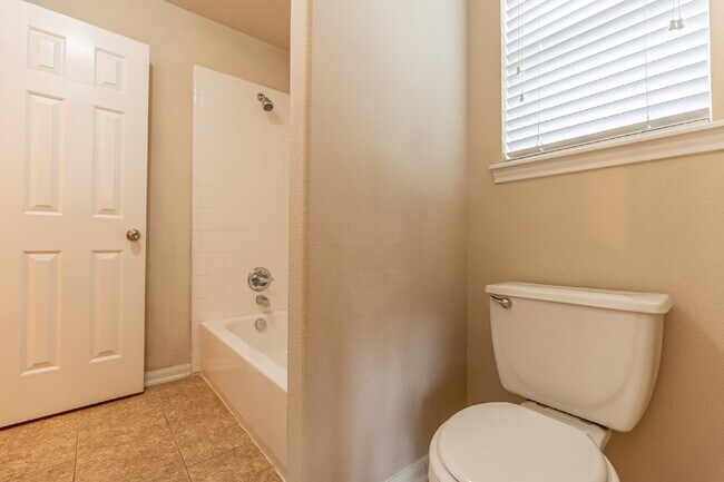 Building Photo - 630 Hookberry Trail