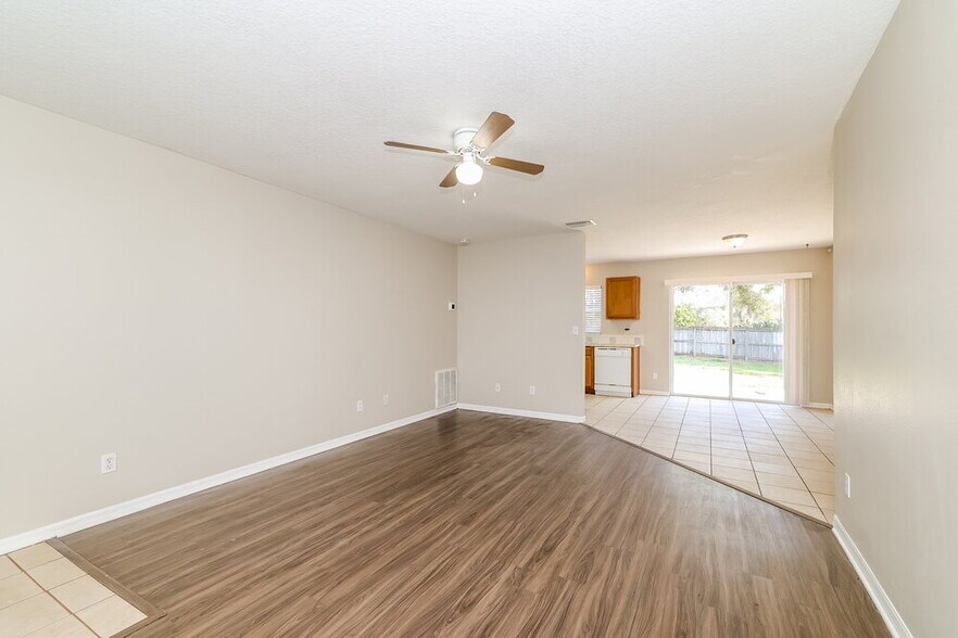 Building Photo - 5 Bay Ridge Loop