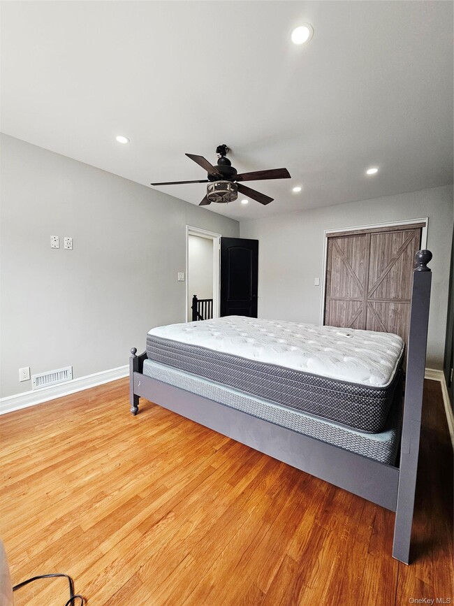 Building Photo - 2082 Pitman Ave