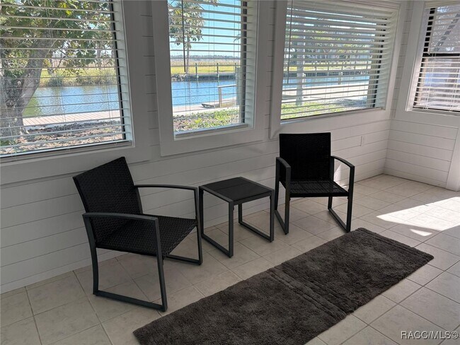 Building Photo - 1331 NW 20th Ave