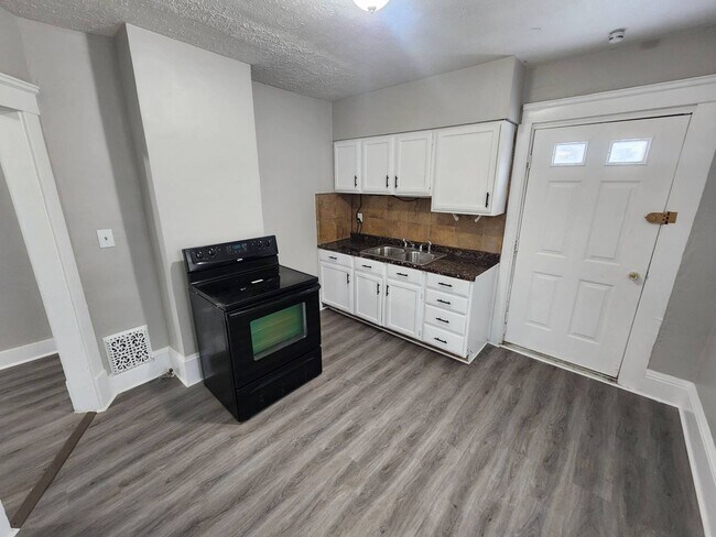 Building Photo - 9720 Denison Ave