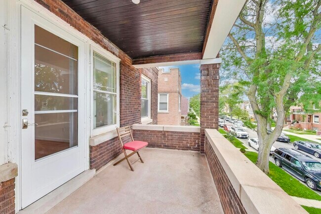 Building Photo - 4409 W Deming Pl