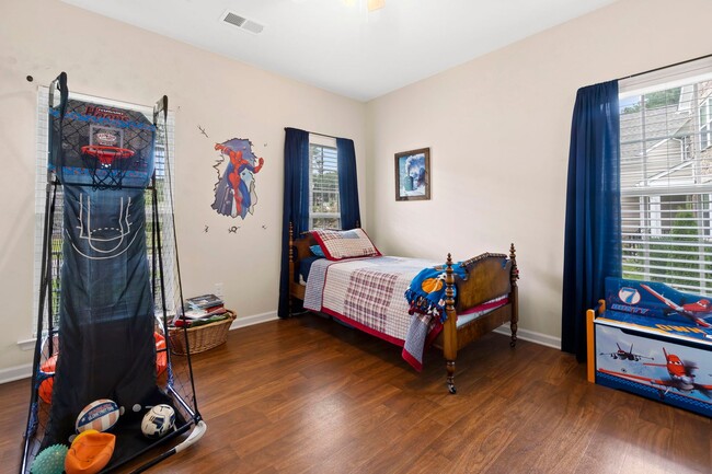Building Photo - 2704 Brownstone Cir