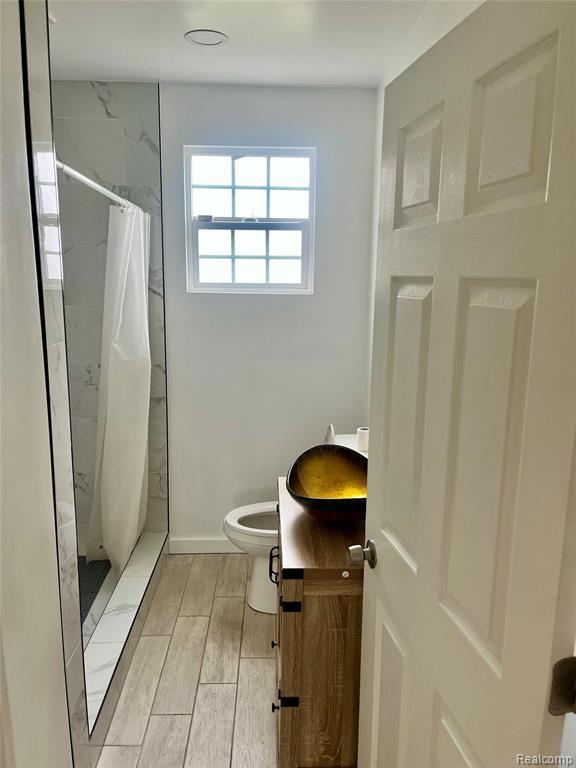 Building Photo - 11160 Charlemagne Ave