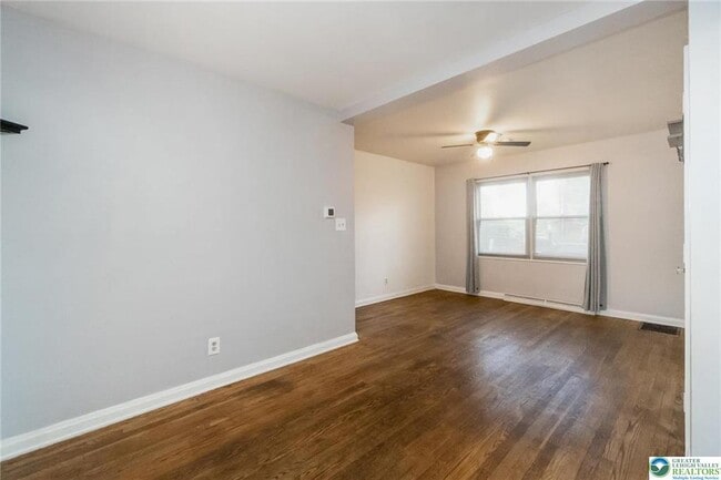 Building Photo - 240 Palmer St