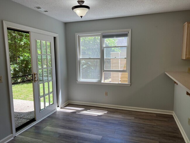 Building Photo - Lowcountry Style Home in Hilton Head Plantation- Unfurnished