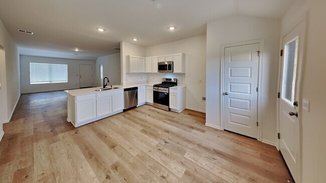 Building Photo - Brand New 4 Bedroom Home in Newcastle School District