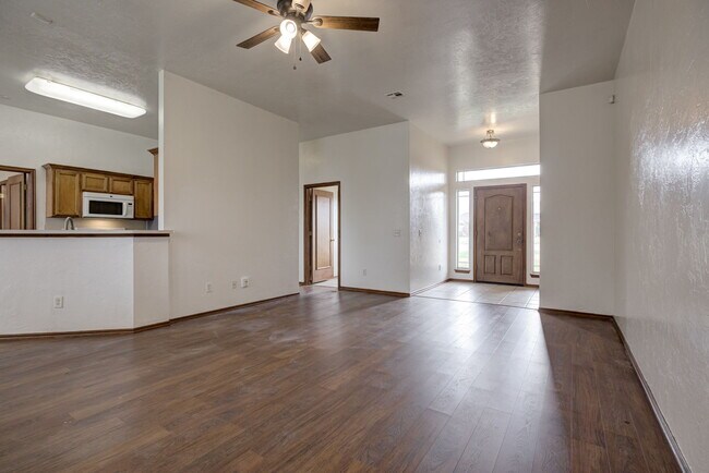 Building Photo - 2028 Old Central Dr