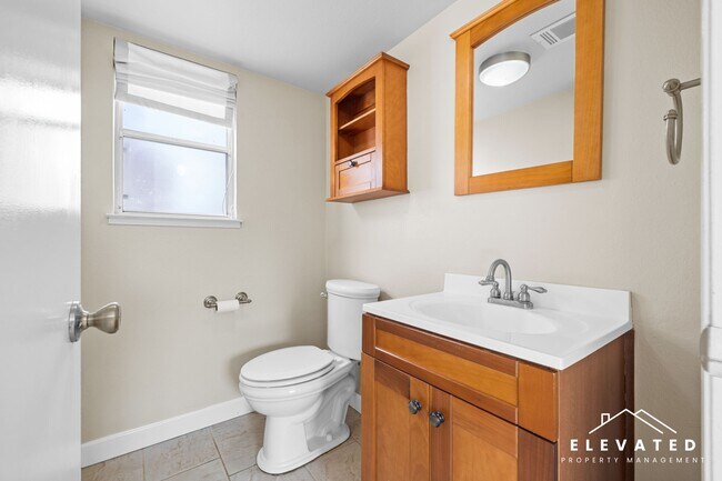 Building Photo - 8244 Windmill Farms Dr