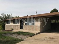 Building Photo - 110 Robert Dr
