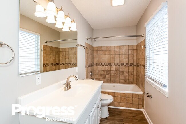 Building Photo - 1560 Orchestra Way