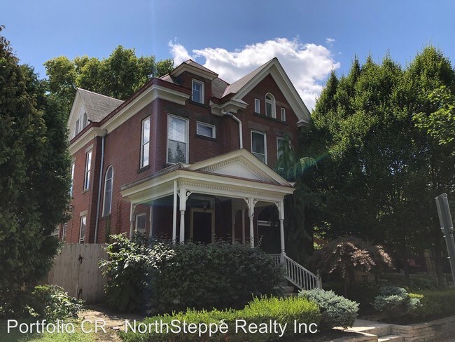 Primary Photo - 49-51 W Starr Ave