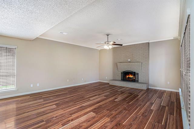 Building Photo - 3420 Jonquil Ln