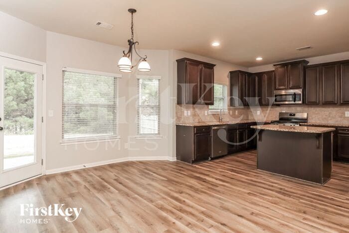 Building Photo - 931 Sublime Trail