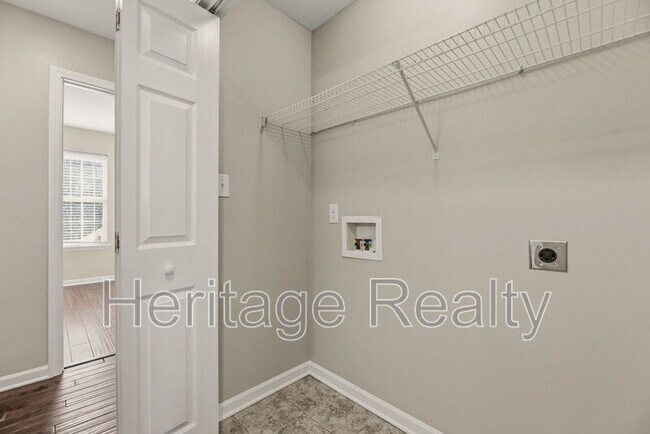 Building Photo - 3112 Pinex Ln