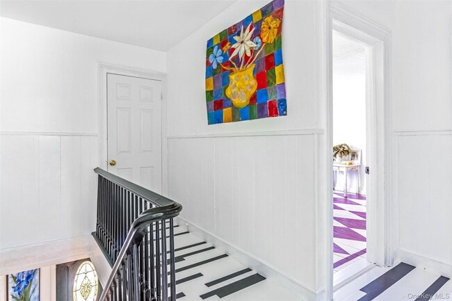 Building Photo - 312 5th Ave