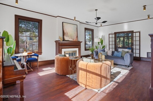 Building Photo - 2979 St Johns Ave