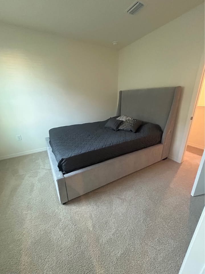 Building Photo - 1623 Thicket Ave