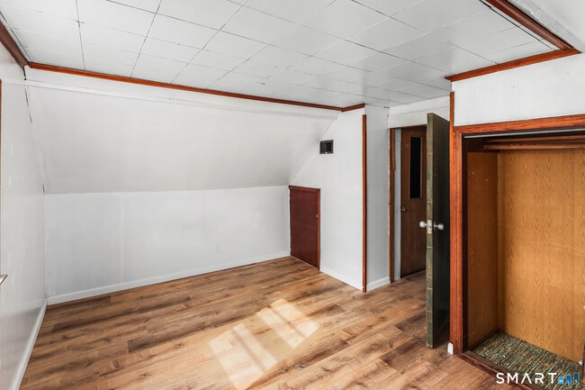 Building Photo - 1 Ardman Dr