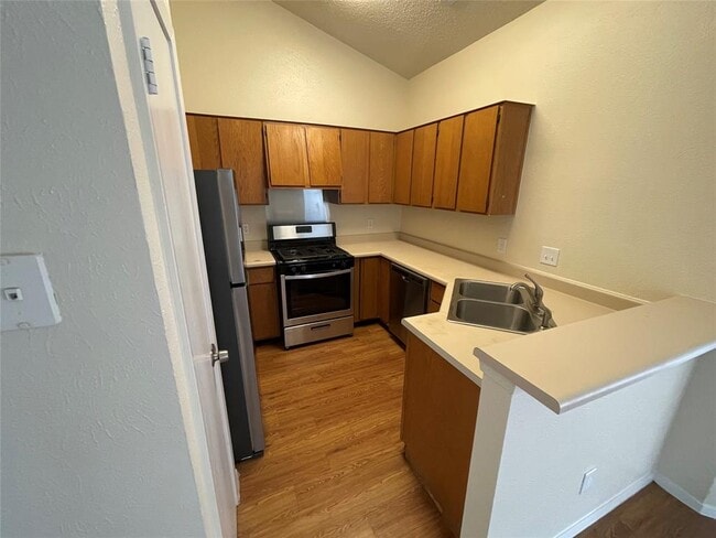 Building Photo - 2504 Howellwood Way