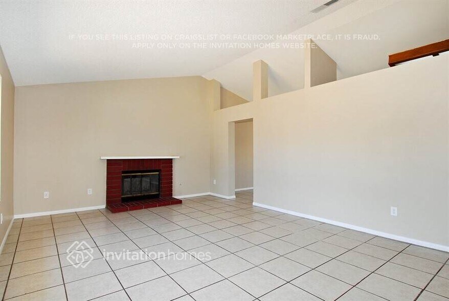 Building Photo - 13854 Robin Nest Ct