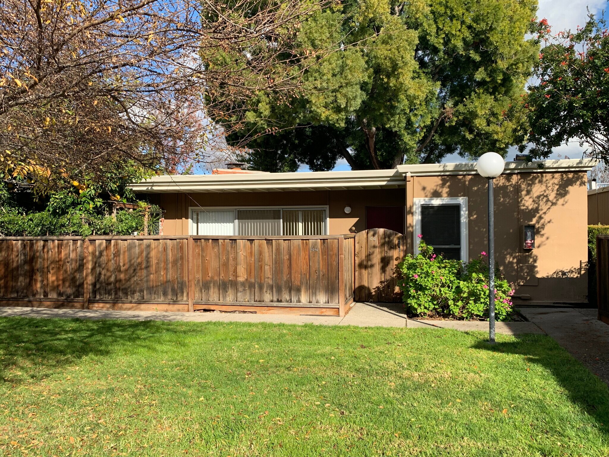 Building Photo - 1919 Ygnacio Valley Rd