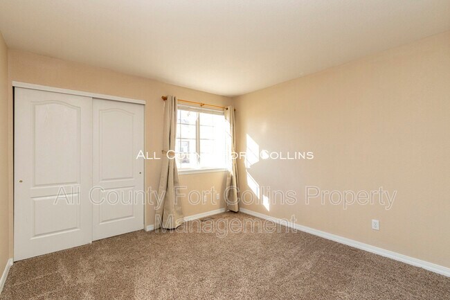 Building Photo - 6721 Antigua Dr