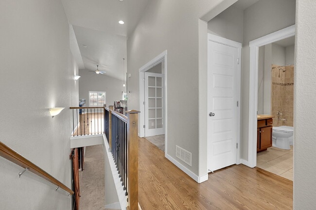 Building Photo - $2,995 - 5 Bed, 3 Bath Home in CO Springs ...