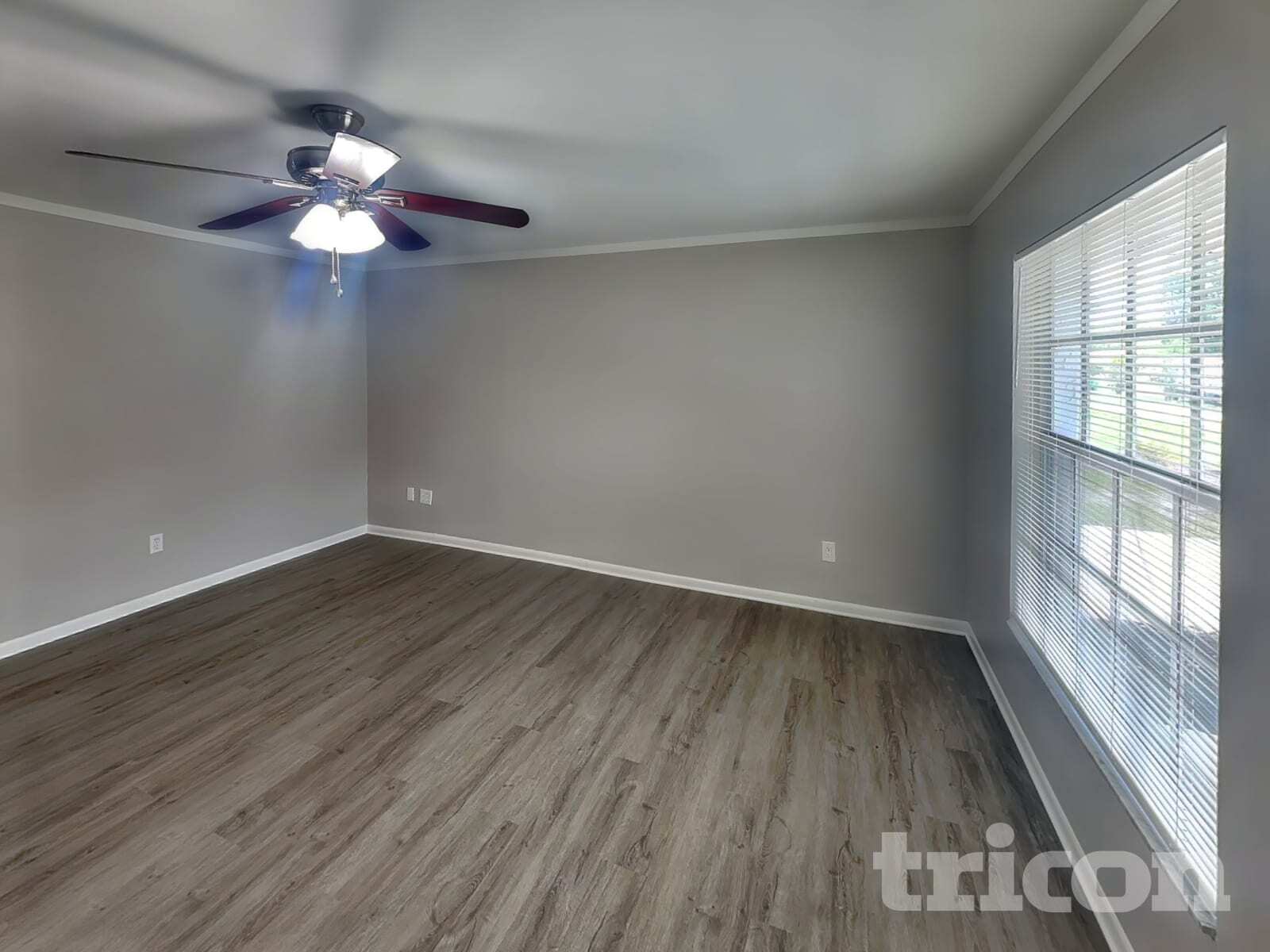 Building Photo - 120 N Alderwood St