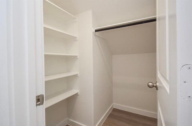 Building Photo - 17231 Walden Lk Ln